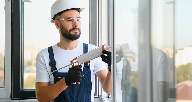 Retractable Screens Repair for Patio in Wright, FL