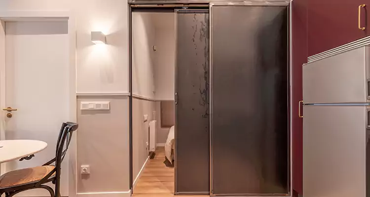 We Fix Closet Sliding Door in Wright, FL 