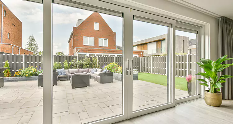 Best Sliding Screen Door Replacement Company in Wright, FL