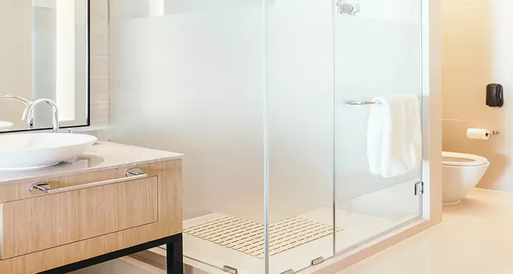 Expert Shower Door Fix and Repair in Wright, FL